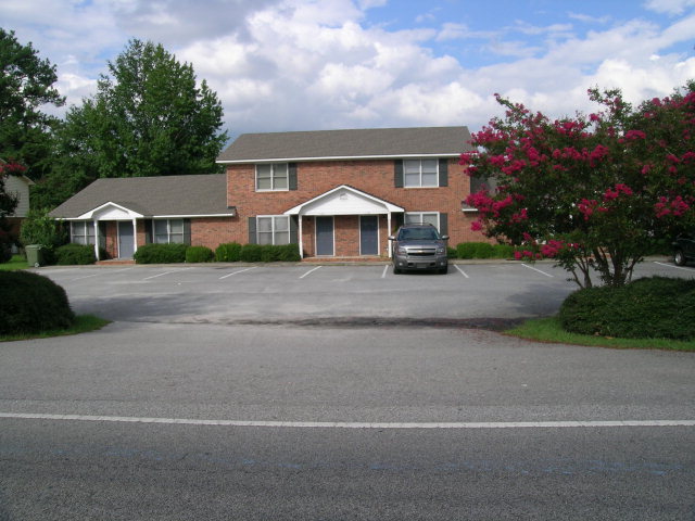 Primary Photo - 1109 S Guignard Dr
