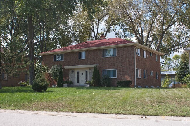 Foto del edificio - 5327 N Mohawk Ave
