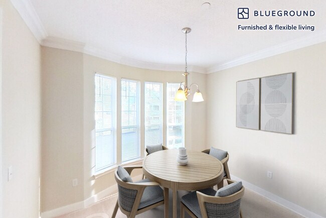 Building Photo - 1449 Main St