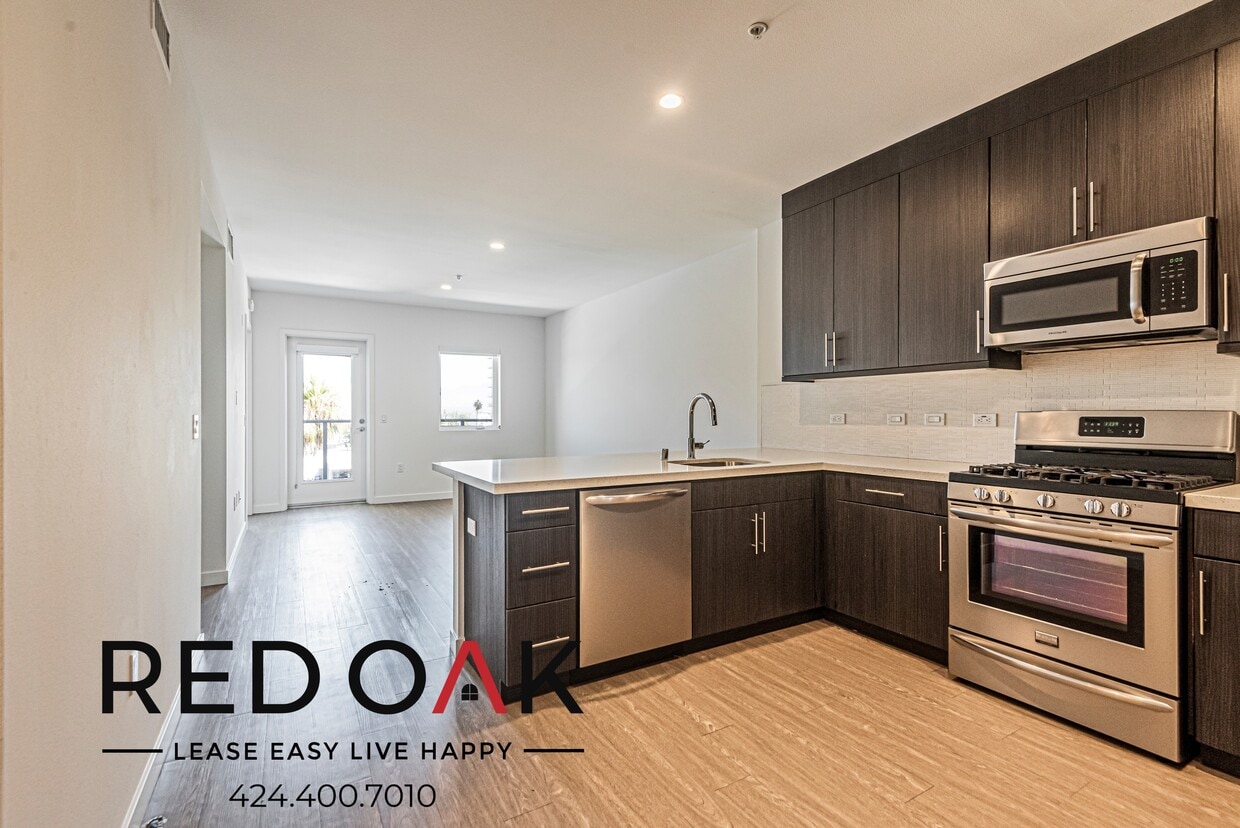 Foto principal - 11405 Chandler Blvd