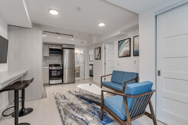 Building Photo - 1433 Haro St