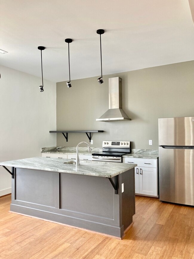 Kitchen of 3 bed/ 2 bath - The Doyne