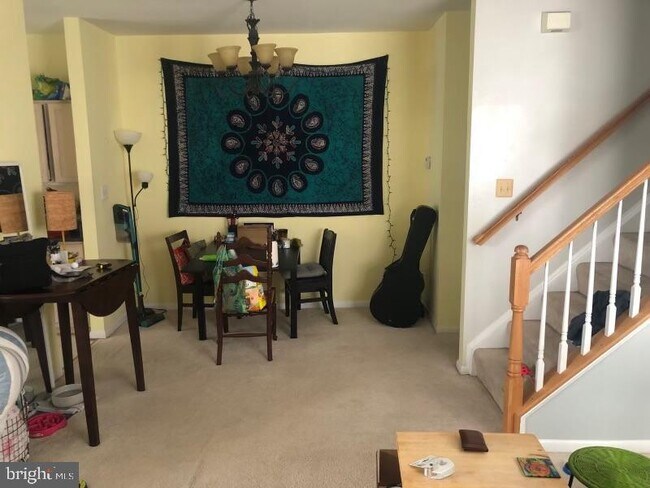 Foto del edificio - 44232 Mossy Brook Square
