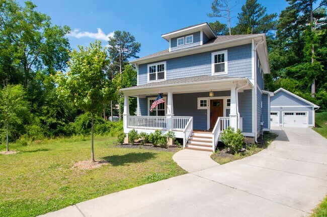 Foto del edificio - Craftsman Style Home in heart of the Lakewood-Tuscaloosa neighborhood!