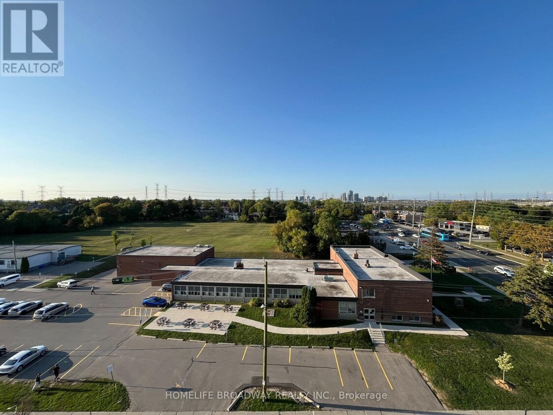 Primary Photo - 8188 Yonge St