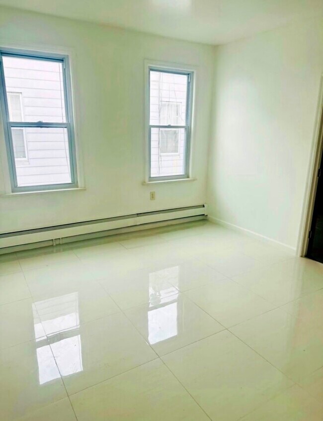 Foto del edificio - 10159 94th St