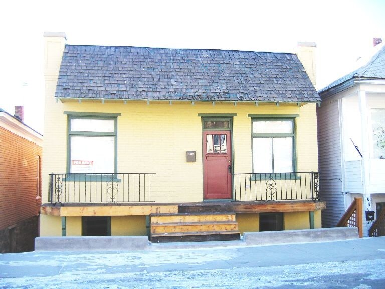 Primary Photo - Washington St North 415-417