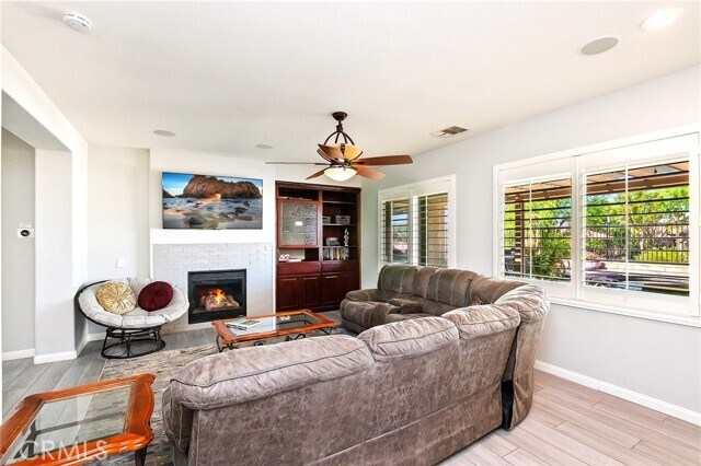 Building Photo - 42911 Del Lago Ct