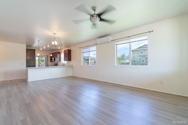 Building Photo - 3 bd/2 ba Single Family Home at Iliahi @ H...