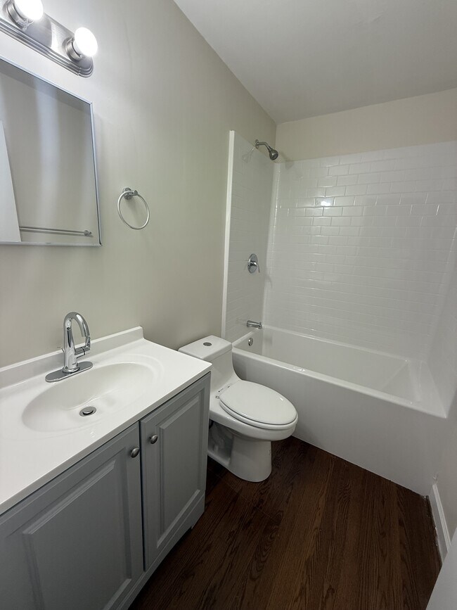 Foto del edificio - 424 Tupelo Way