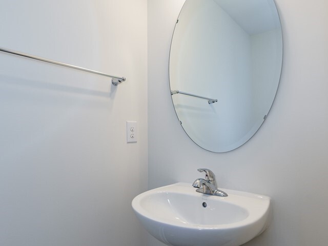 Foto del edificio - 3934 Weavers Pond Dr