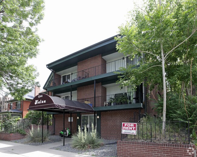 Emerson Flats Apartments in Denver, CO