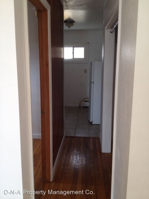 Building Photo - 106 3rd St