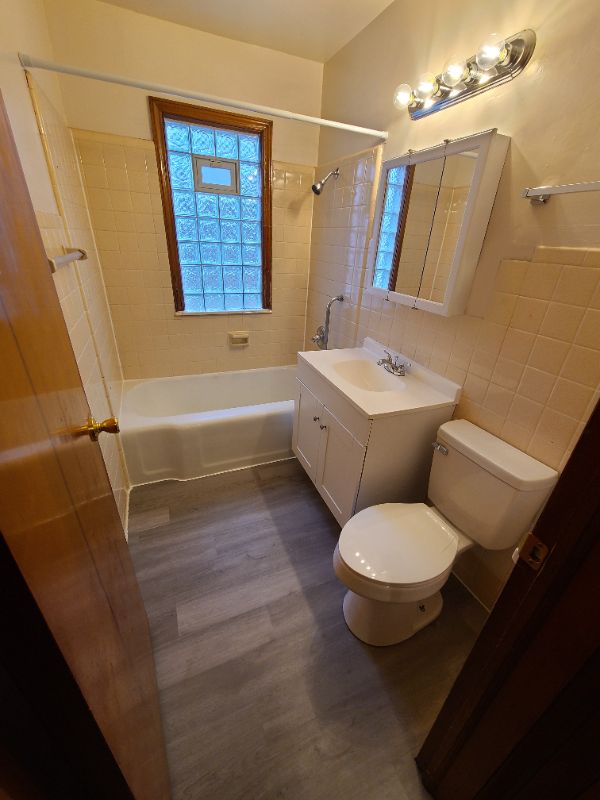 Foto del edificio - 5478 N 52nd St