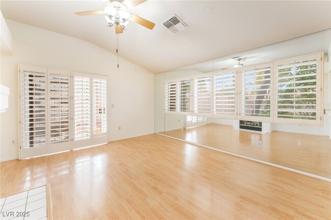 Building Photo - 5209 Velazco Ln