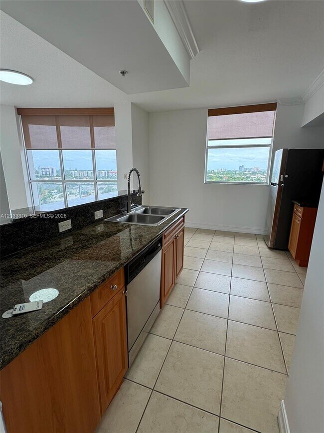 Foto del edificio - 1 Glen Royal Pkwy