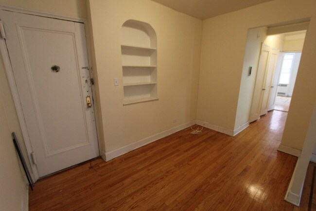 Building Photo - 11406 Queens Blvd