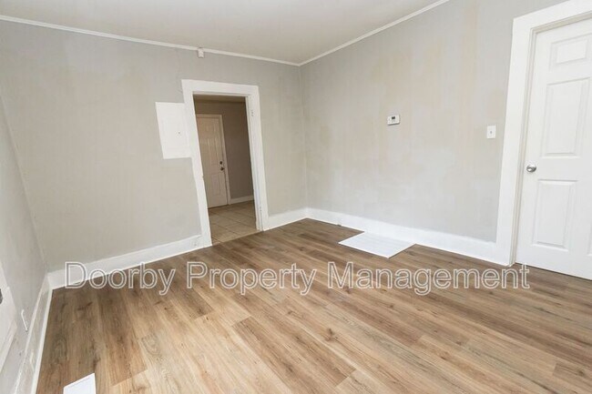 Foto del edificio - 2417 13th Ave