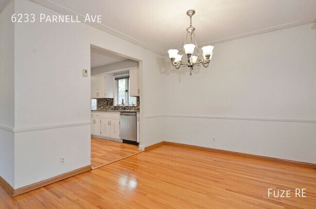 Building Photo - 6233 Parnell Ave