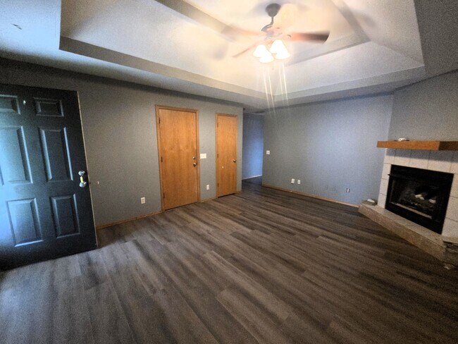 Foto del edificio - 714 Foxx Dr