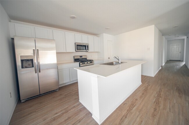Foto del edificio - 9530 Brookside Point Dr