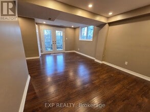 Building Photo - 696 Penny Ln