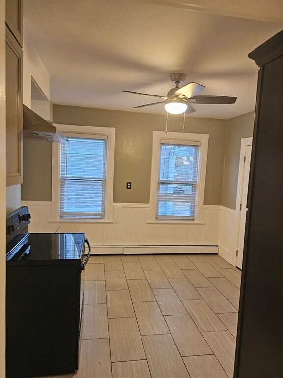 Foto del edificio - 167 S Main St