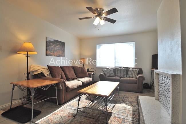 Building Photo - 240 E 400 N