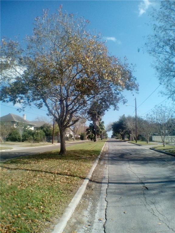 Foto del edificio - 901 Furman Ave