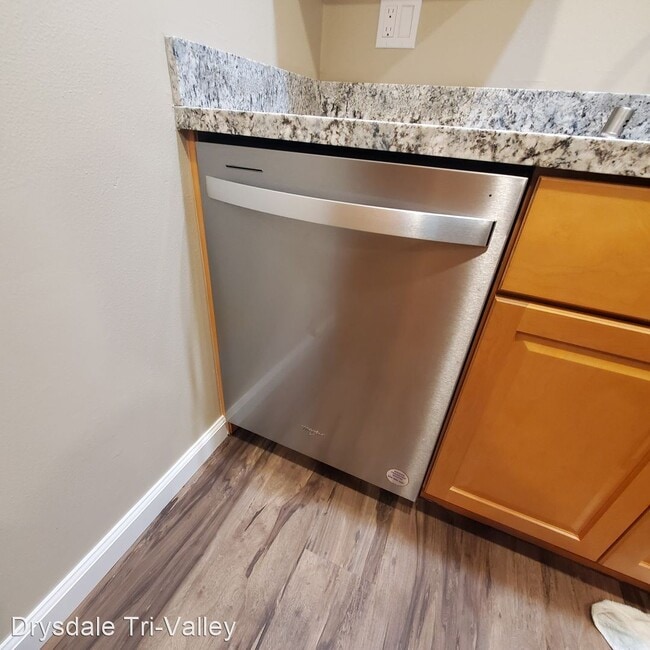 Building Photo - 2 br, 1 bath House - 2420 Pleasant Hill Rd...