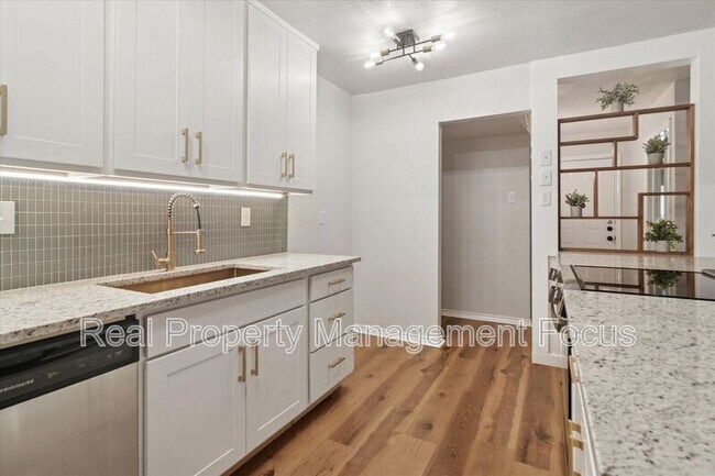 Foto del edificio - 511 Cumberland Dr