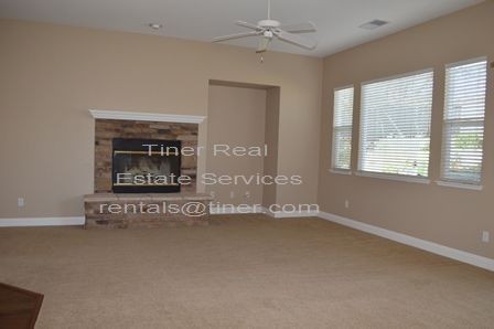 Foto del edificio - 8021 Peach Spruce Dr