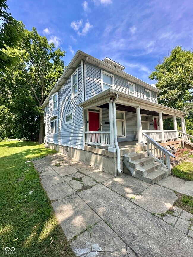 Foto del edificio - 2426 N Capitol Ave