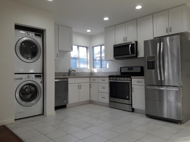 Photo - 512 N Lucia Ave House
