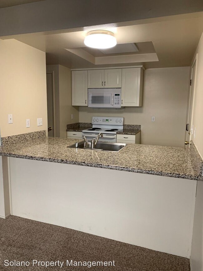 Building Photo - 2 br, 1.5 bath House - 141 Del Rio #3