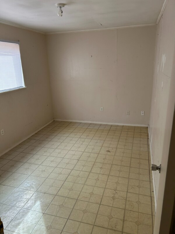 Building Photo - 3321 Valewood Dr