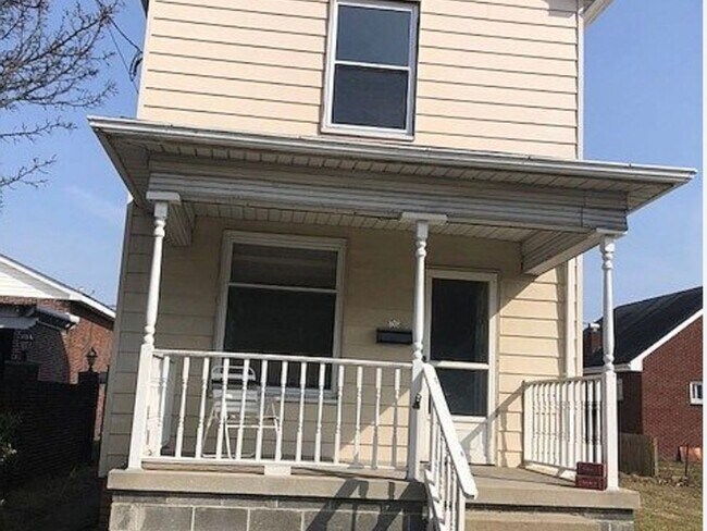 Building Photo - 2 Bedroom Single Family Home in Toronto