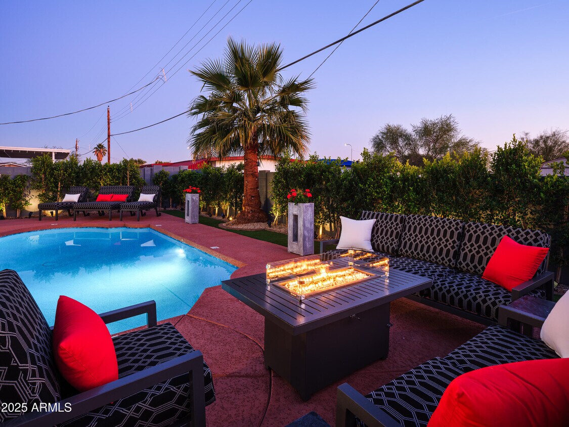 Foto principal - 7737 E Roosevelt St
