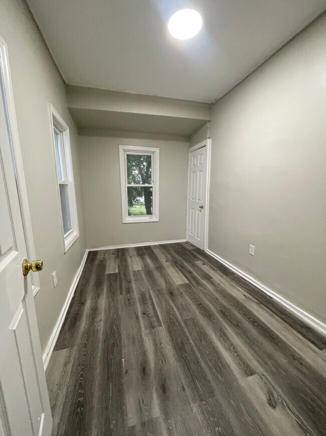 Foto del edificio - 17 Leslie St