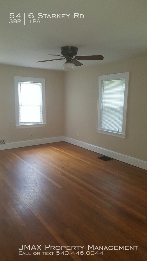 Building Photo - Excellent price for a 3 bedroom in the 24018