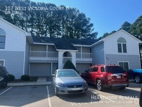 Building Photo - 107 W Victoria Ct