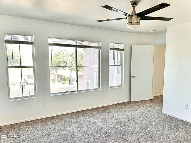Building Photo - 1210 S 121st Dr