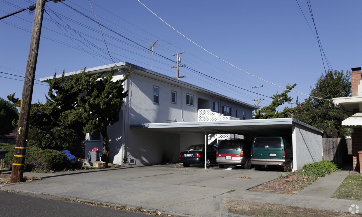 Primary Photo - 1488 Bancroft Ave