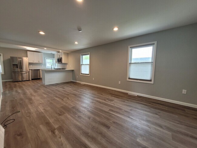 Foto del edificio - 1719 N Division St