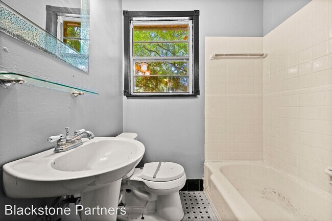 Building Photo - 2 br, 1 bath House - 608 Carol Marie Dr