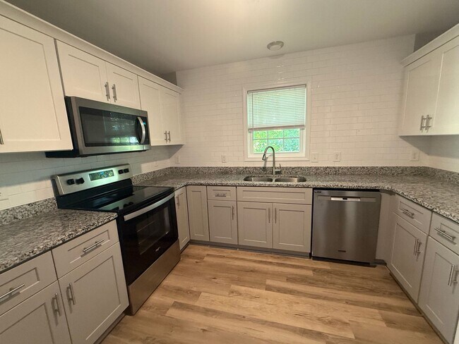 Foto del edificio - 317 E Gilbreath St