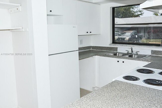 Foto del edificio - 1100 SW 4th Ave