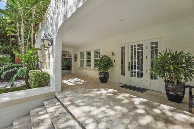 Foto del edificio - 1004 SW 16th Ave