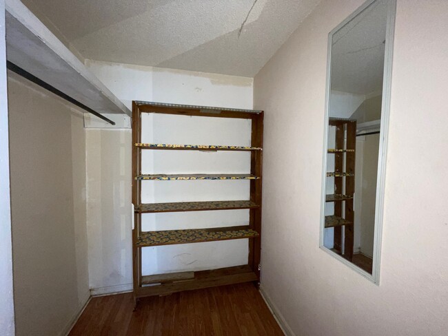 Foto del edificio - 532B Summer St
