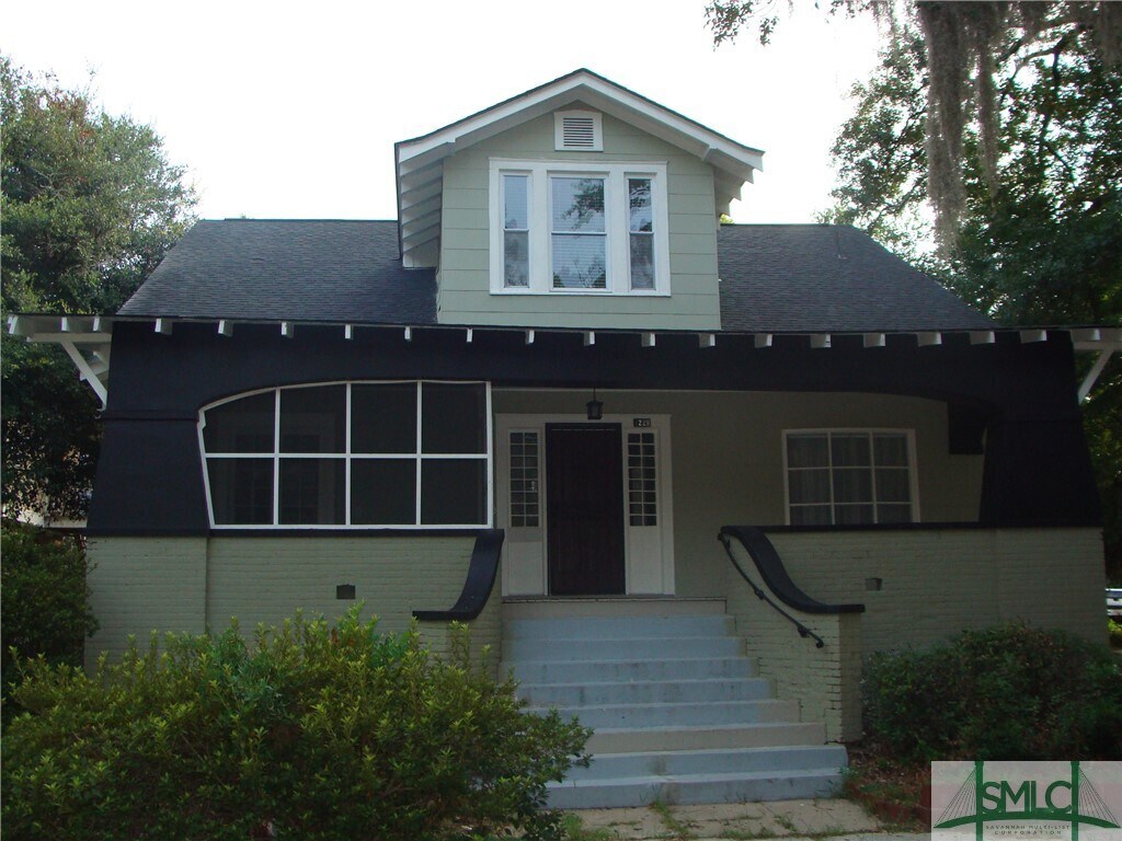 Foto principal - 1228 E 33rd St